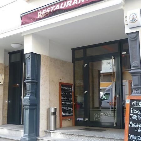 Pension Am Rathaus Hamburg Exterior photo